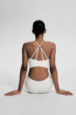 Sujetador de deporte en SoftMove Light Support - H&m фото 7