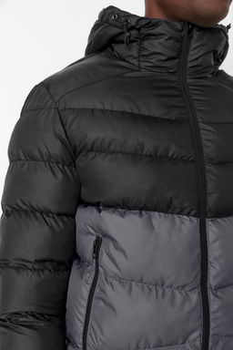 TRENDYOL MAN Antrasit Regular Fit Renk Bloklu Ruzgara Dayan?kl? Sisme K?sl?k Mont TMNAW23MO00018 - Trendyolmilla фото 4