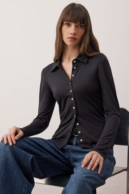 Trendyol Studio Collection Siyah Polo Yaka Full Dugmeli Vucuda Oturan Esnek Orme Bluz TWOAW26BZ00276