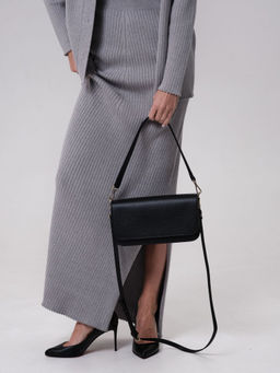 Сумка кожаная багет Deboro 30138 черный