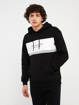 Uzun Kollu Bask?l? Erkek Hoodie