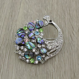 Брошь- кулон "Павлин" гелиотис