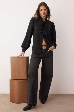 TRENDYOLMILLA Ekru Yakada Fular Detayl? Regular Normal Kal?p Dokuma Gomlek TWOSS21GO0098  фото 14