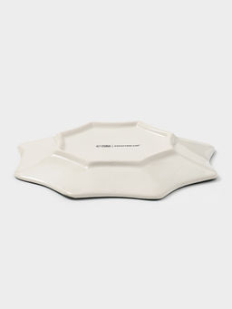 Тарелка сервировочная новогодняя Доляна «Сказки зимнего леса», 20×20×2.3 см, доломит, белая