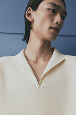 Regular Fit V-neck polo shirt - H&m фото 4