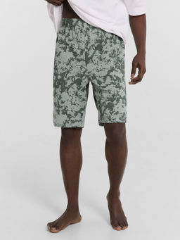 Шорты мужские с принтом милитари миллитари варка на зеленом 531027-1