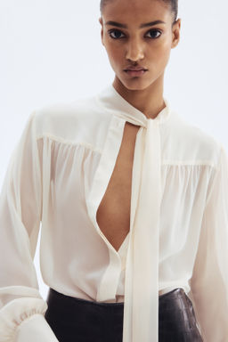 Blusa de gasa con lazada - H&m фото 3
