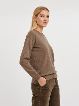 джемпер женский базовый из шерсти со спущенной линией плеча - Glenfield фото 3