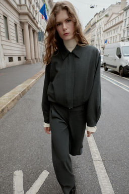 SHORT PINSTRIPE BALLOON BOMBER JACKET - Zara фото 4