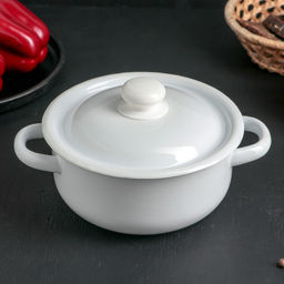 Кастрюля эмалированная, 1.5 л, цвет белый