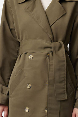 Trendyolmilla Haki Kemerli Ruzgarl?k Detayl? Su Itici Uzun Trenckot TWOSS21TR0005  фото 55