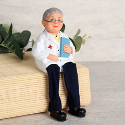 Цена за 2 шт. Фигурка Бабушка, дедушка Врач 20 см / YH0396 /уп 96/висячие ножки - Галеонтрейд фото 2