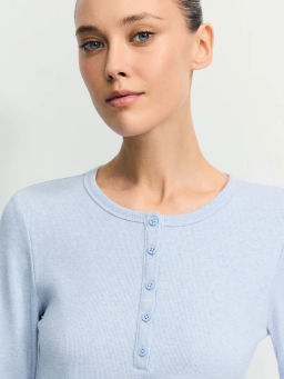 Лонгслив с застежкой на груди / Zarina  фото 7