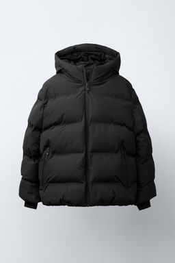 WATER-REPELLENT QUILTED COAT WITH LABEL