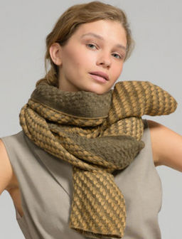 в составе шерсть мягкий двусторонний палантин - Tantino фото 6