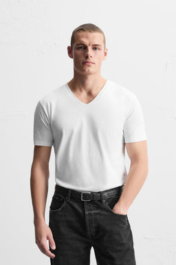 BASIC V-NECK T-SHIRT - Zara фото 2