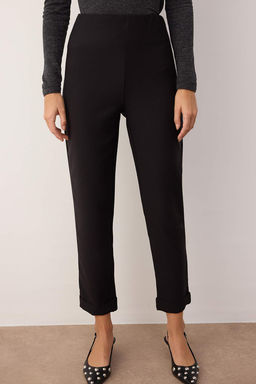 Siyah Havuc Basic Tayt Pantolon TWOAW26PL00046