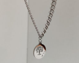 Кулон из стали на цепочке