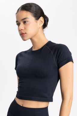 DeFactoFit Crop Bisiklet Yaka Sporcu Seamless K?sa Kollu Tisort