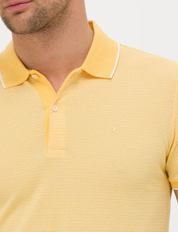 Желтая облегающая футболка - Cacharel фото 7