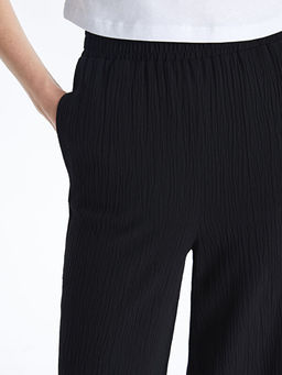 Beli Lastikli Dokulu Kad?n Pantolon