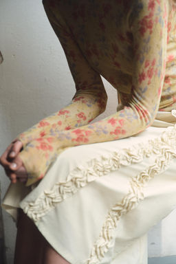 TOP PUNTO ESTAMPADO FLORAL / Multicolor - Zara фото 2