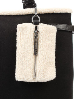 LACCOMA сумка P5903-черный эко кожа, искуственный мех полиэстер  фото 4