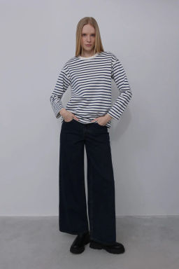 Черно-белый лонгслив в горизонтальную полоску - Incity фото 8