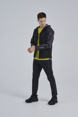 Ветровка Черный ADVANCED RUNNING Woven Track Top - Anta фото 2