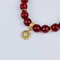 Браслет из Сердолика с подвеской