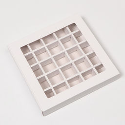 Коробка для 25 конфет, белая, 22×22×3.5 см