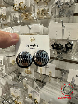 Женские серьги бижутерия