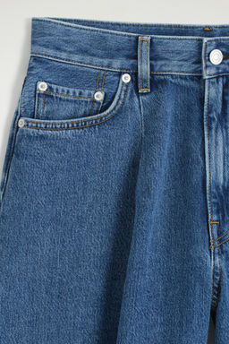 BERMUDAS VAQUERAS CON DETALLE DE PINZAS - H&m фото 2