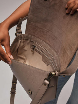 Сумка кожаная Deboro 30512 бежевый латте