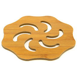 Подставка бамбук/МДФ под горячее "Завитки" д14,5х0,5см, в п/эт упаковке (Китай)