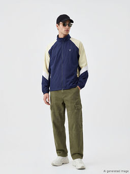 Dik Yaka Renk Bloklu Erkek Fermuarl? Sweatshirt