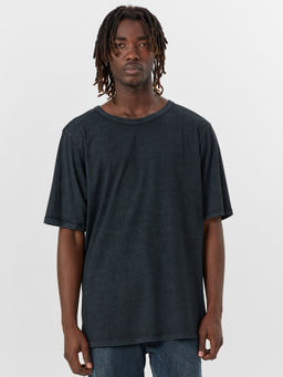 Футболка мужская черная с обработкой эйсид