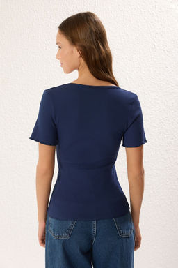 Lacivert-Ekru Pamuklu Fitilli V Yaka Esnek Orme Bluz TWOSS25BZ00405 - Trendyolmilla фото 4