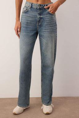 Mavi Yuksek Bel YENI MOM %100 Pamuk Non-Stretch Jeans TWOAW26JE00273