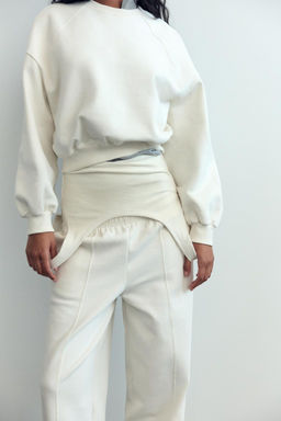 BASIC PLUSH SWEATSHIRT - Zara фото 24