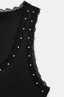 TOP PERLAS ENCAJE / Negro