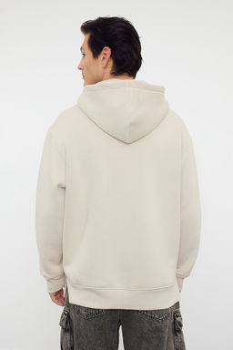 Tas Oversize/Genis Kesim Fermuarl? Kapusonlu Ici Polarl? Basic Sweatshirt TMNAW25SW00050
