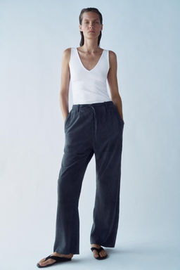 TOP ESCOTE PICO RIB / Blanco