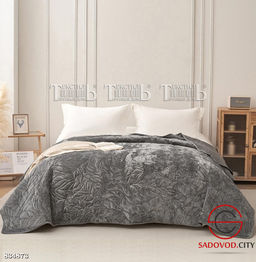 Покрывало на кровать велюровое