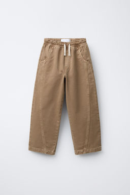 BALLOON JEANS WITH SEAM DETAILS