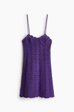 Vestido efecto crochet con tirantes espagueti