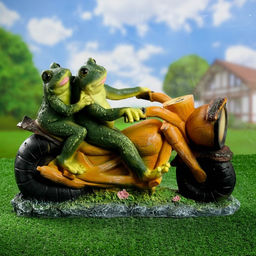 Садовая фигура из полистоуна «Лягушки на мотоцикле», 35×48×12 см