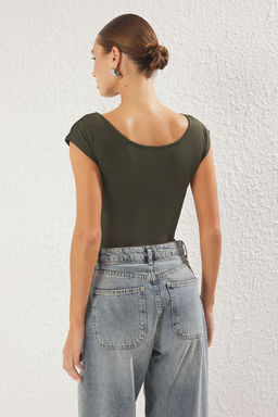 TRENDYOLMILLA Siyah Fitted/Vucuda Oturan Kay?k Yaka Esnek C?tc?tl? Orme Body TWOSS24BD00029  фото 4