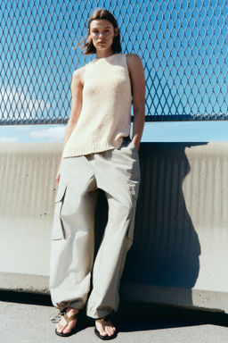 Top sin mangas en punto texturizado - H&m фото 4