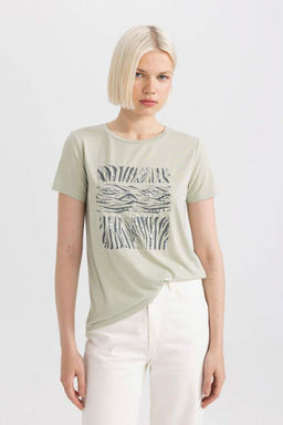 Футболка стандартного кроя с круглым вырезом и короткими рукавами с принтом